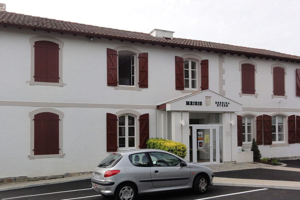 1499331017-1280px-bassussarrymairie1130x600